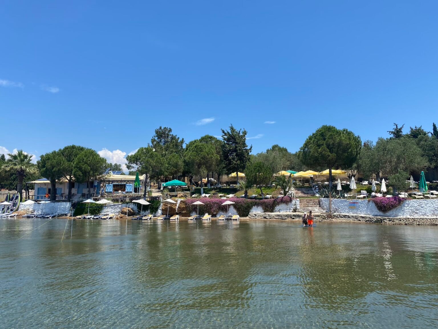 Sakin Odalar, Pateriça Koyu'ndan deniz manzarası